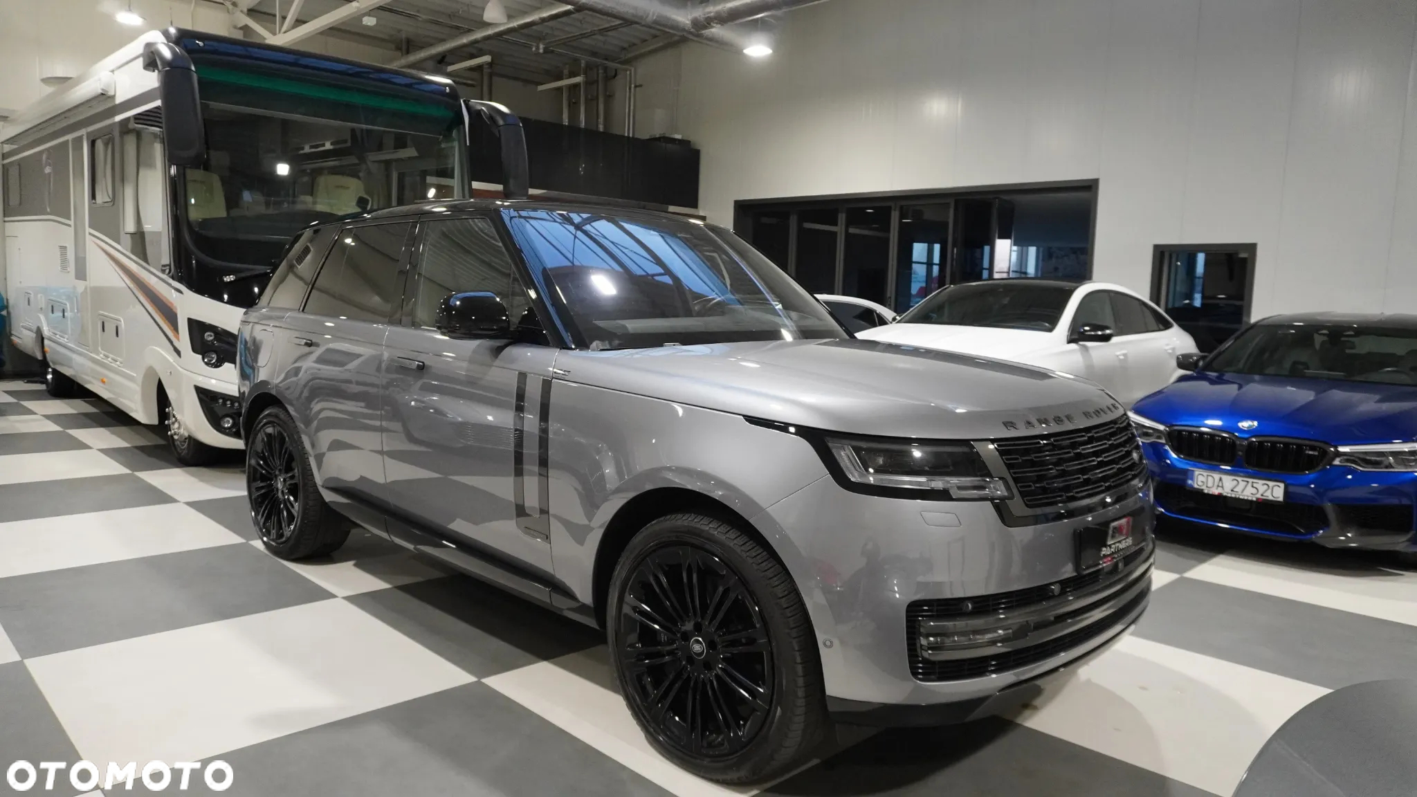 Land Rover Range Rover 4.4 V8 P535 Autobiography - 15