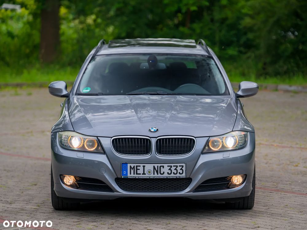 BMW Seria 3 320i Edition Exclusive - 2