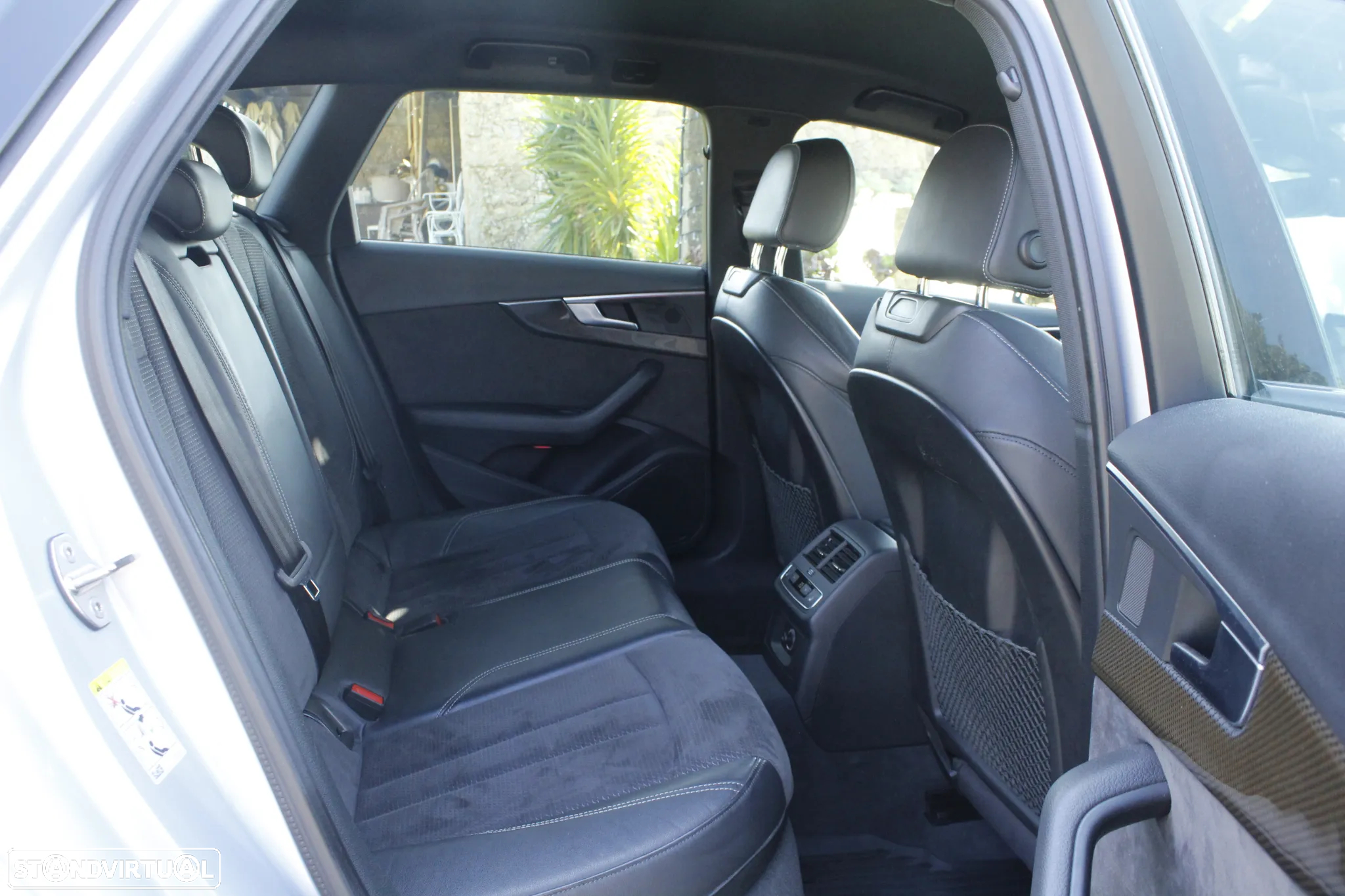 Audi S4 Avant 3.0 TFSI quattro tiptronic - 32