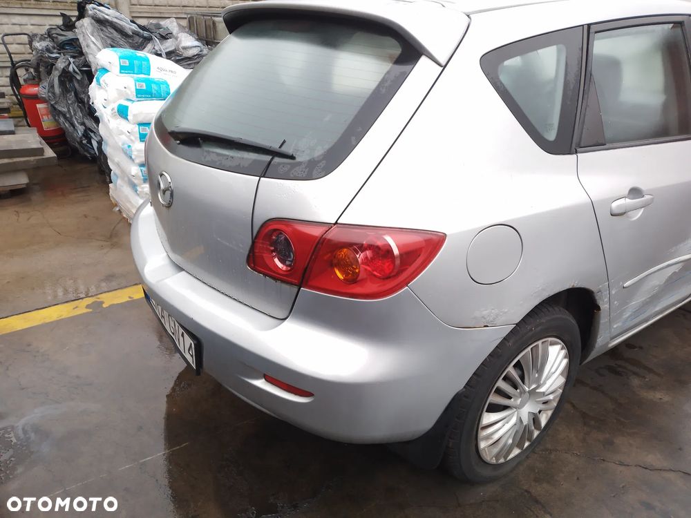MAZDA 3 BK 1.6B 03-07 RADIO 22V - 12