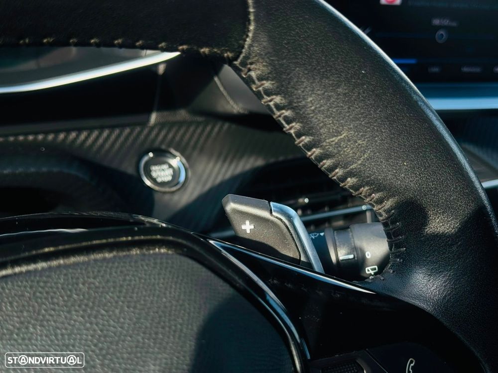 Peugeot 208 1.2 PureTech Allure Pack EAT8 - 26