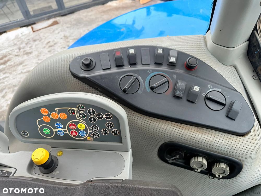 New Holland T8.360 - 21
