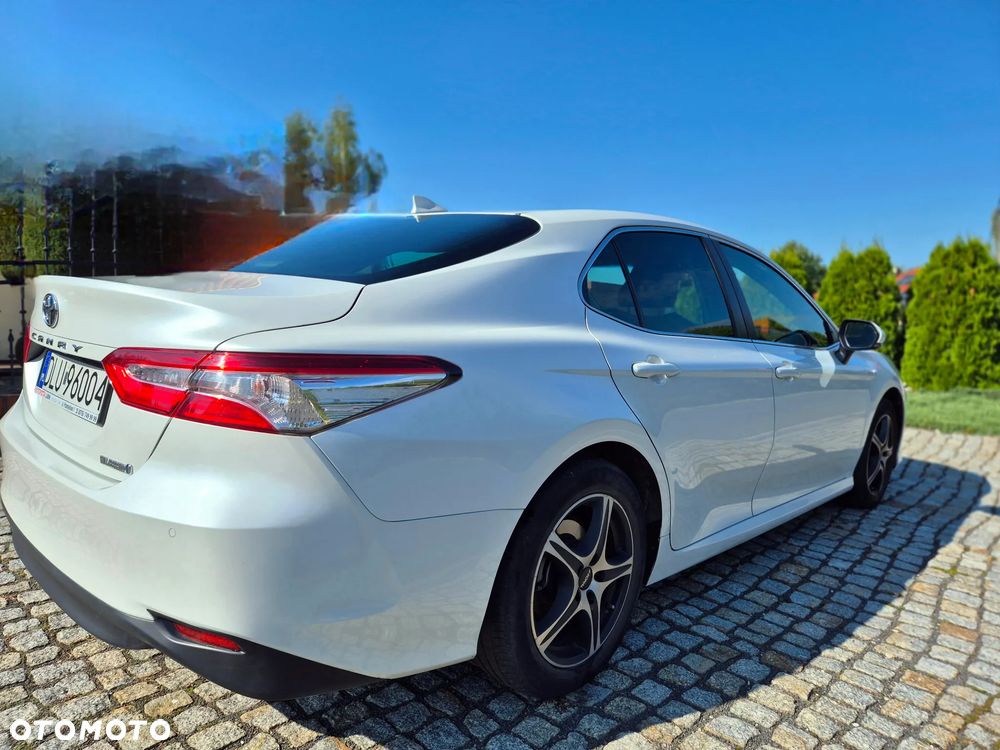 Toyota Camry 2.5 Hybrid Comfort CVT - 5