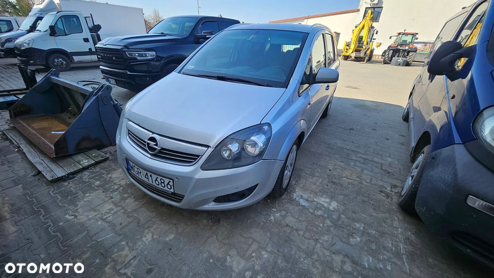 Opel Zafira 1.7 CDTI - 8