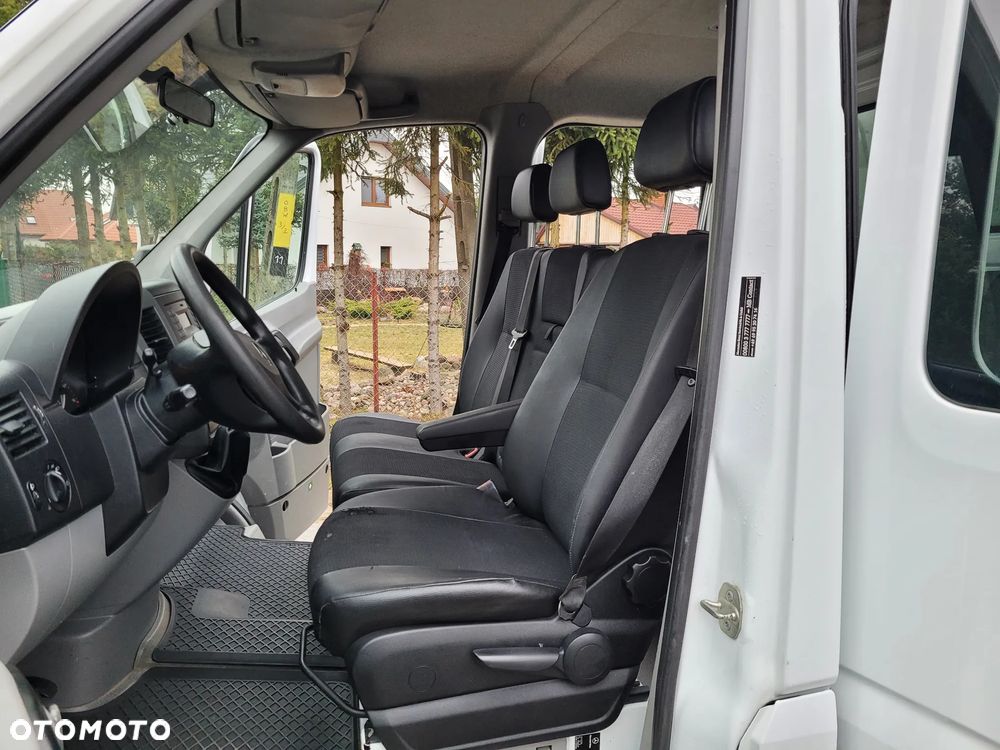 Mercedes-Benz Sprinter - 21