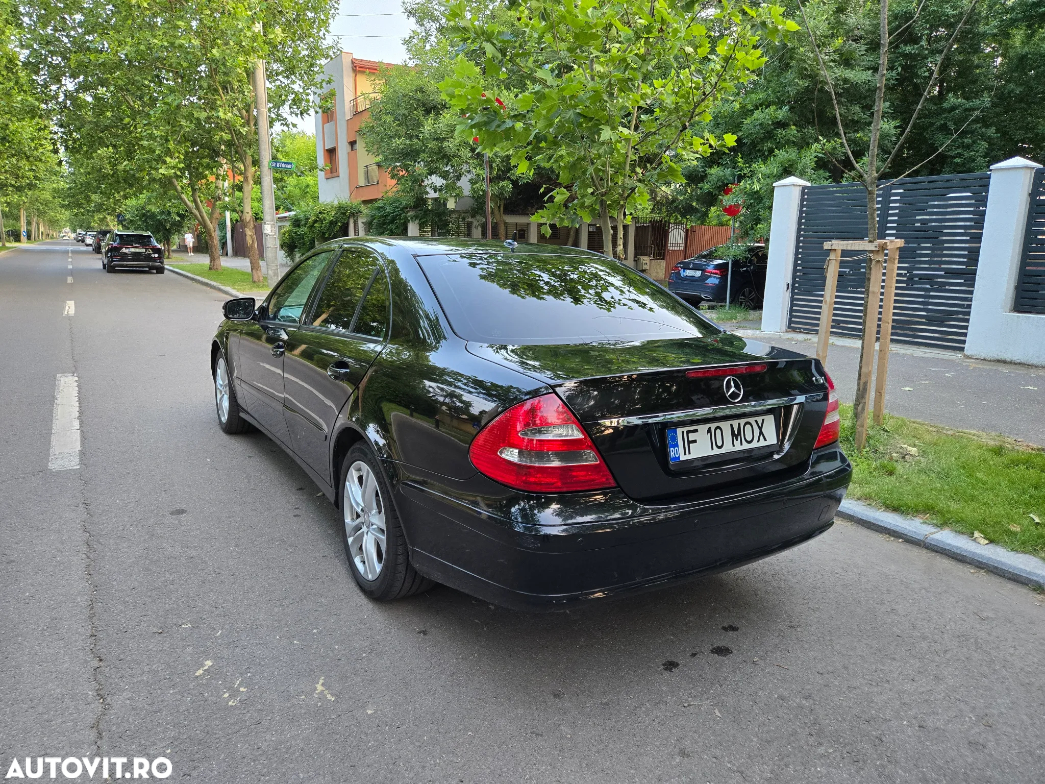 Mercedes-Benz E 220 CDI Estate - 4