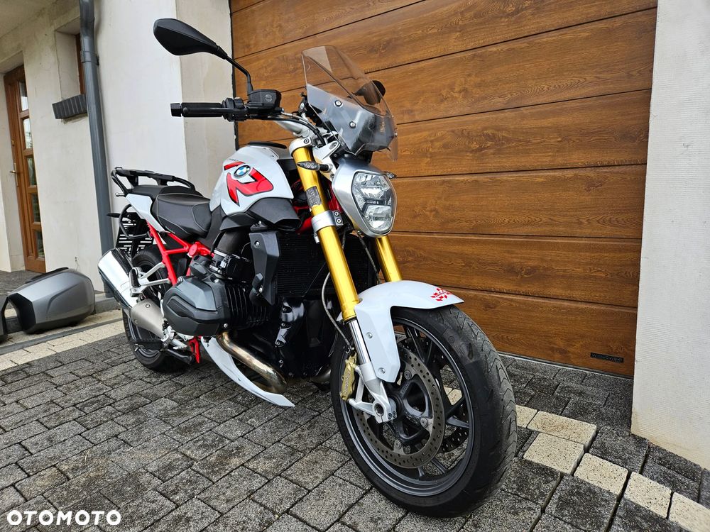 BMW R - 7