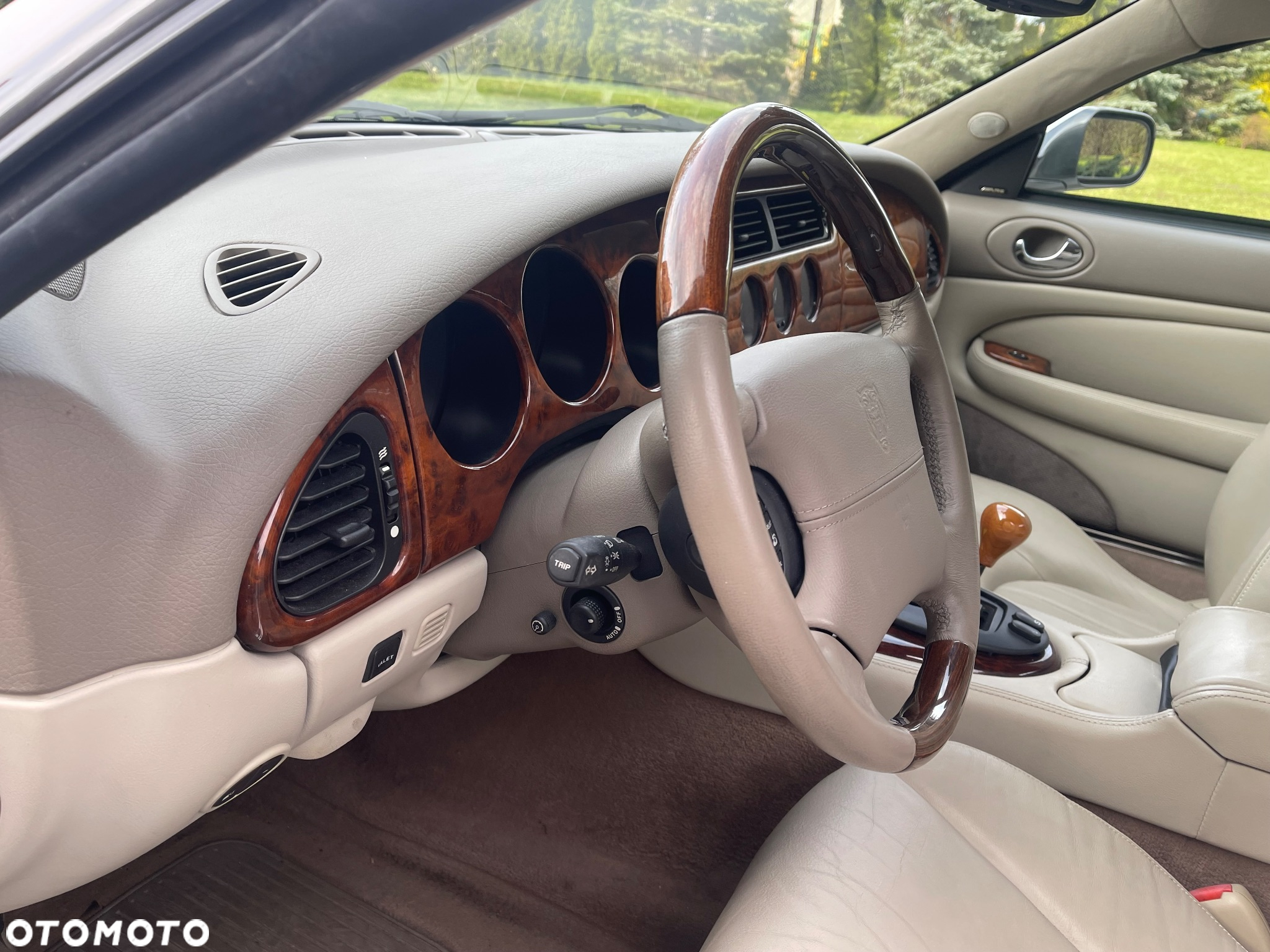 Jaguar XK8 4.0 - 16