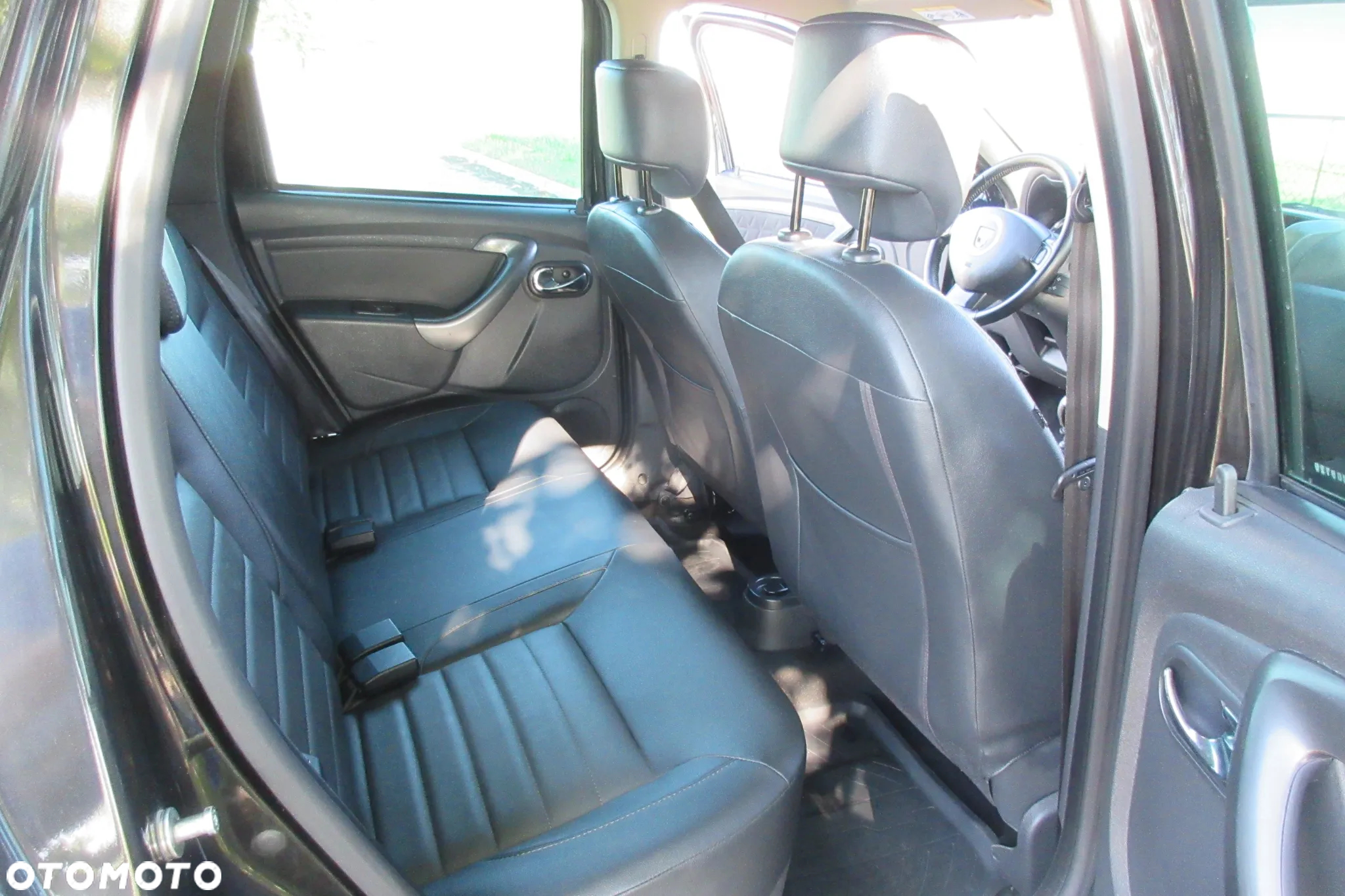 Dacia Duster 1.2 TCe Laureate - 25