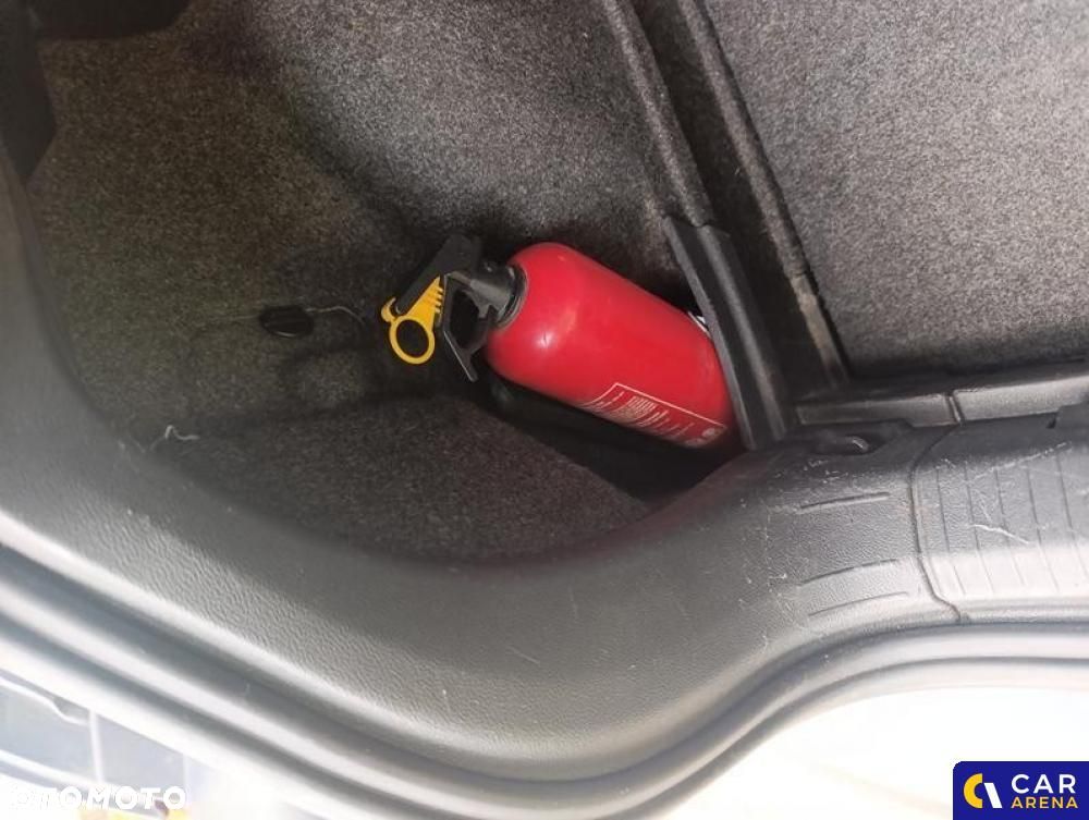 Volkswagen Polo - 15