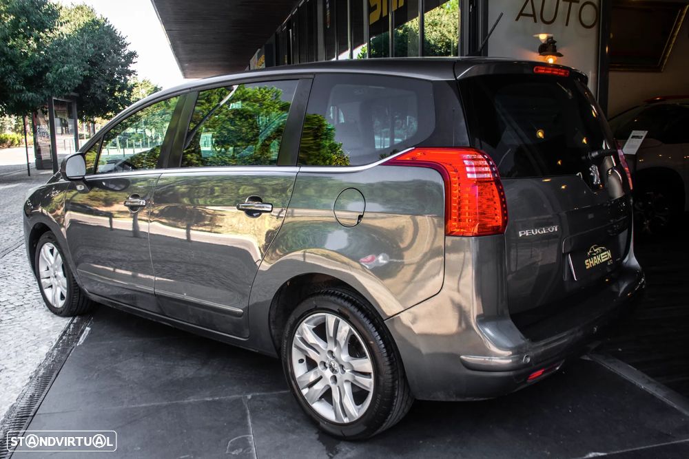 Peugeot 5008 1.6 HDi Executive - 3