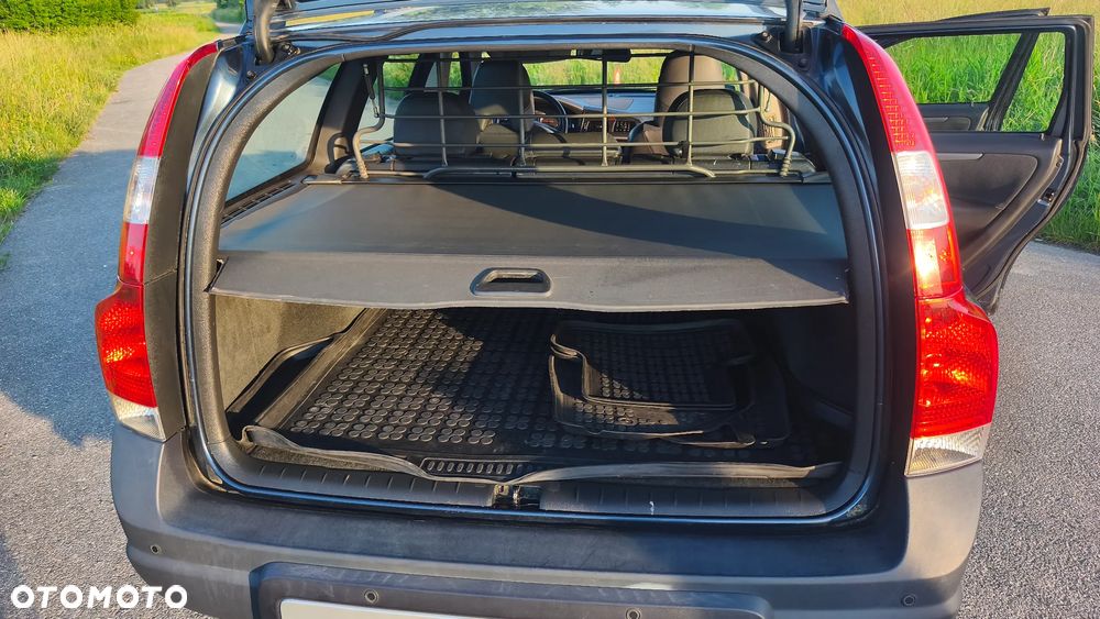 Volvo XC 70 D5 AWD Kinetic - 25