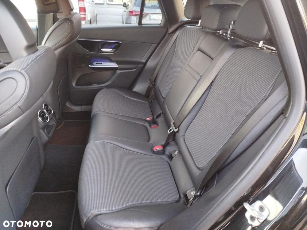 Mercedes-Benz GLC - 15