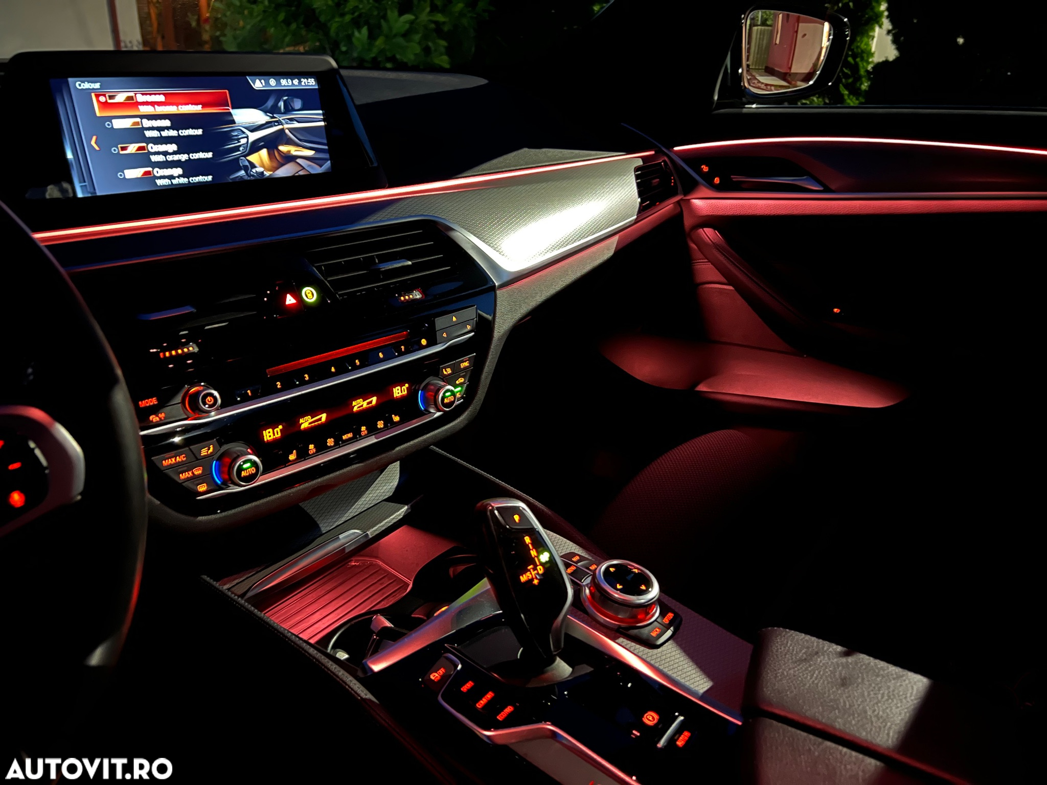 BMW Seria 5 530i xDrive AT - 24