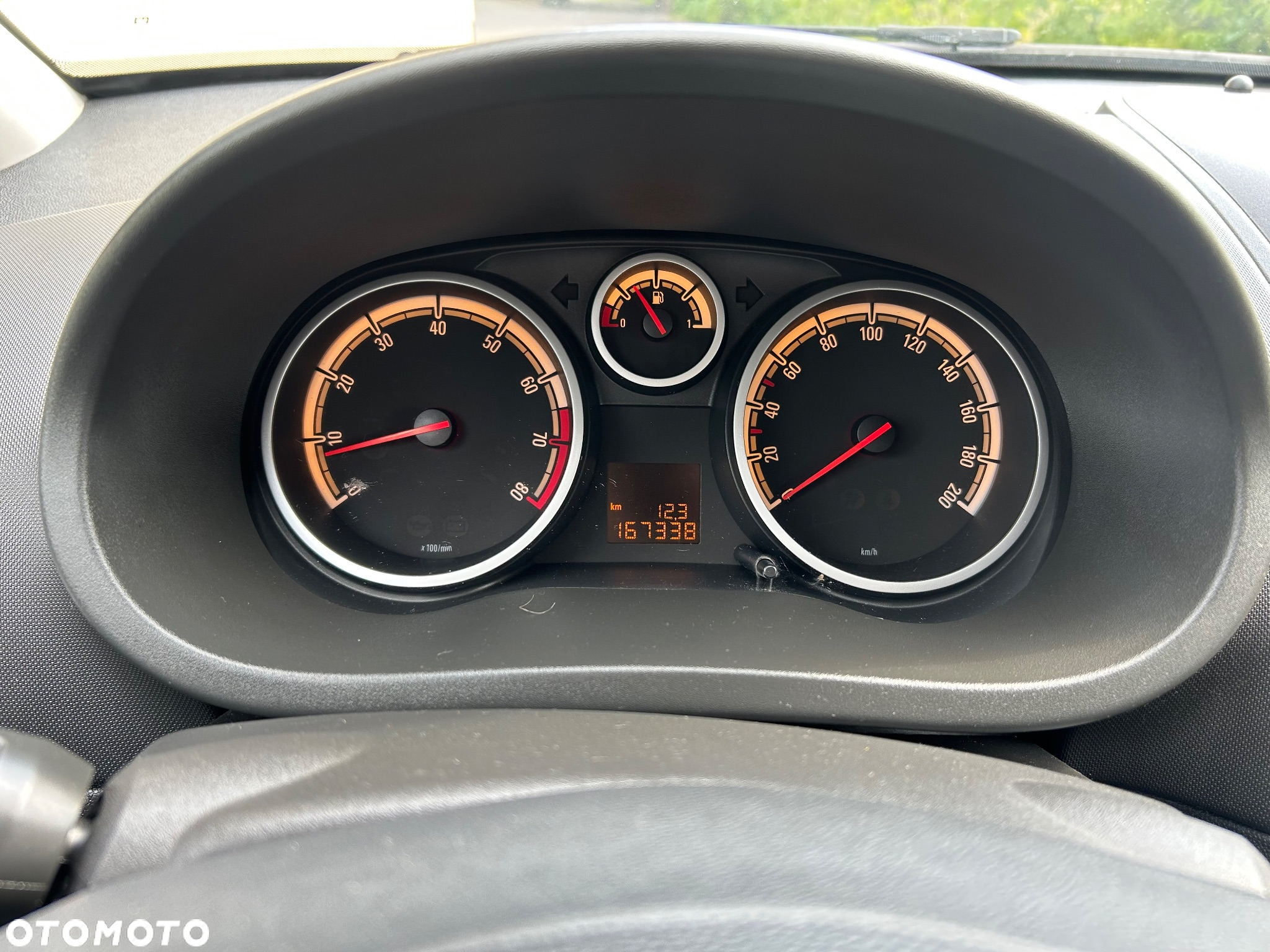 Opel Corsa 1.4 16V Sport - 19