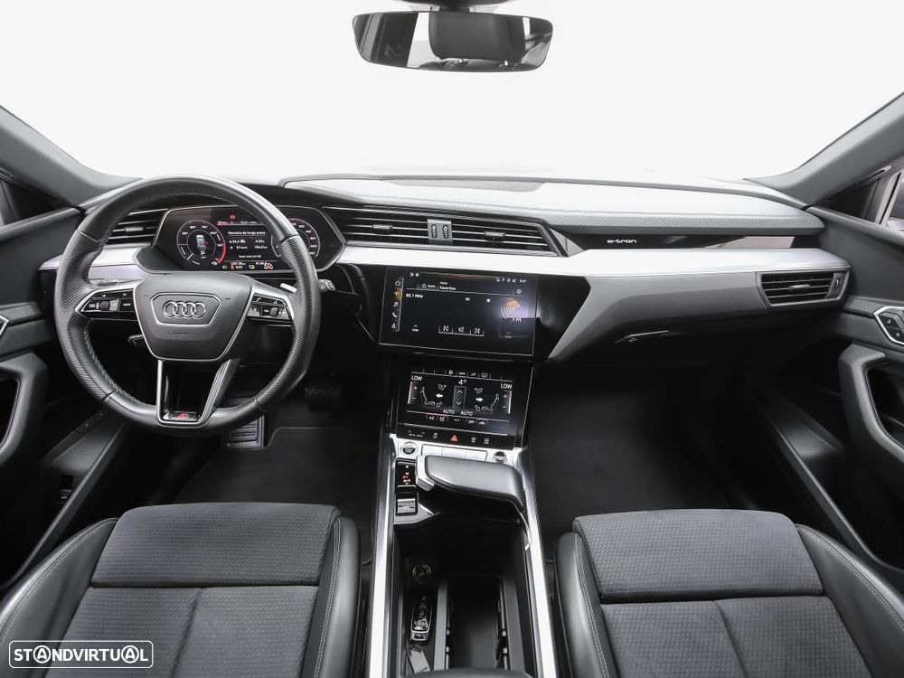 Audi e-tron 55 quattro S line - 6