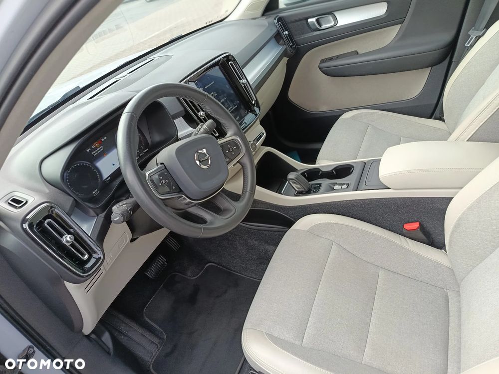 Volvo XC 40 D3 Momentum Pro - 16