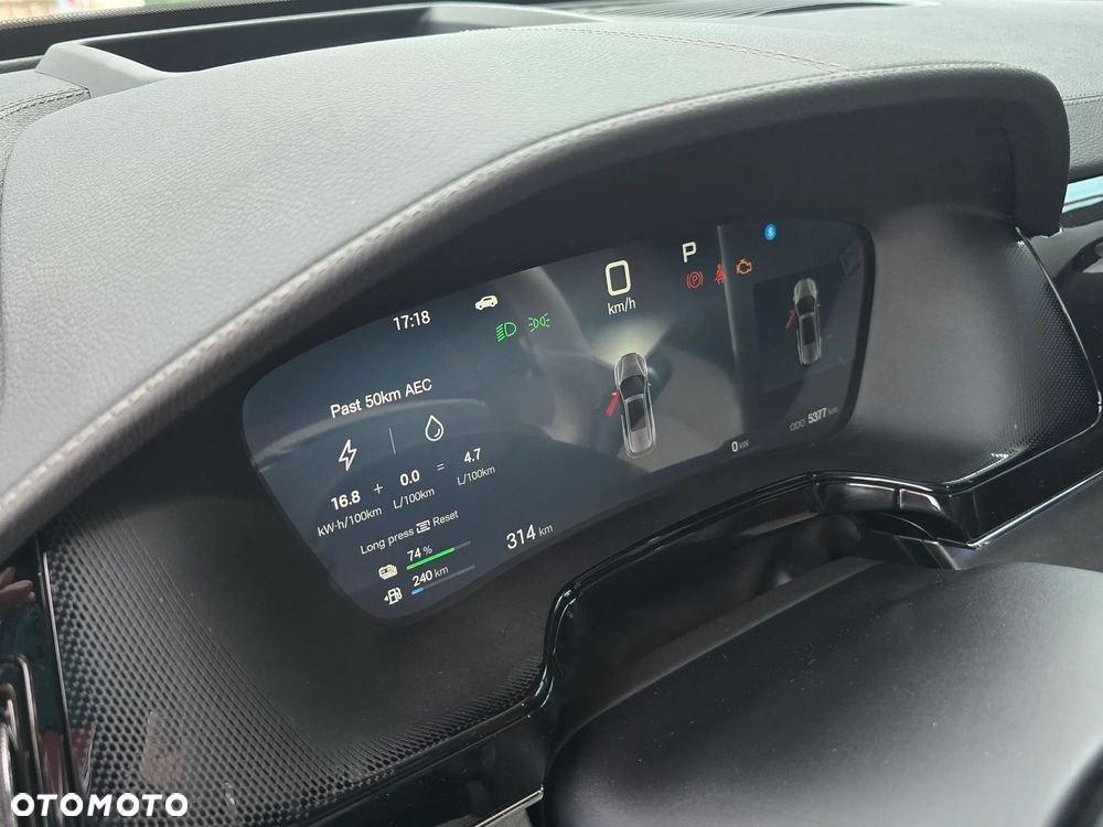 BYD Tang Flagship - 10