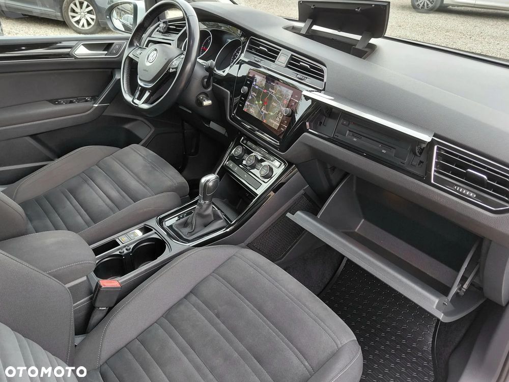 Volkswagen Touran 2.0 TDI BMT Highline DSG - 6