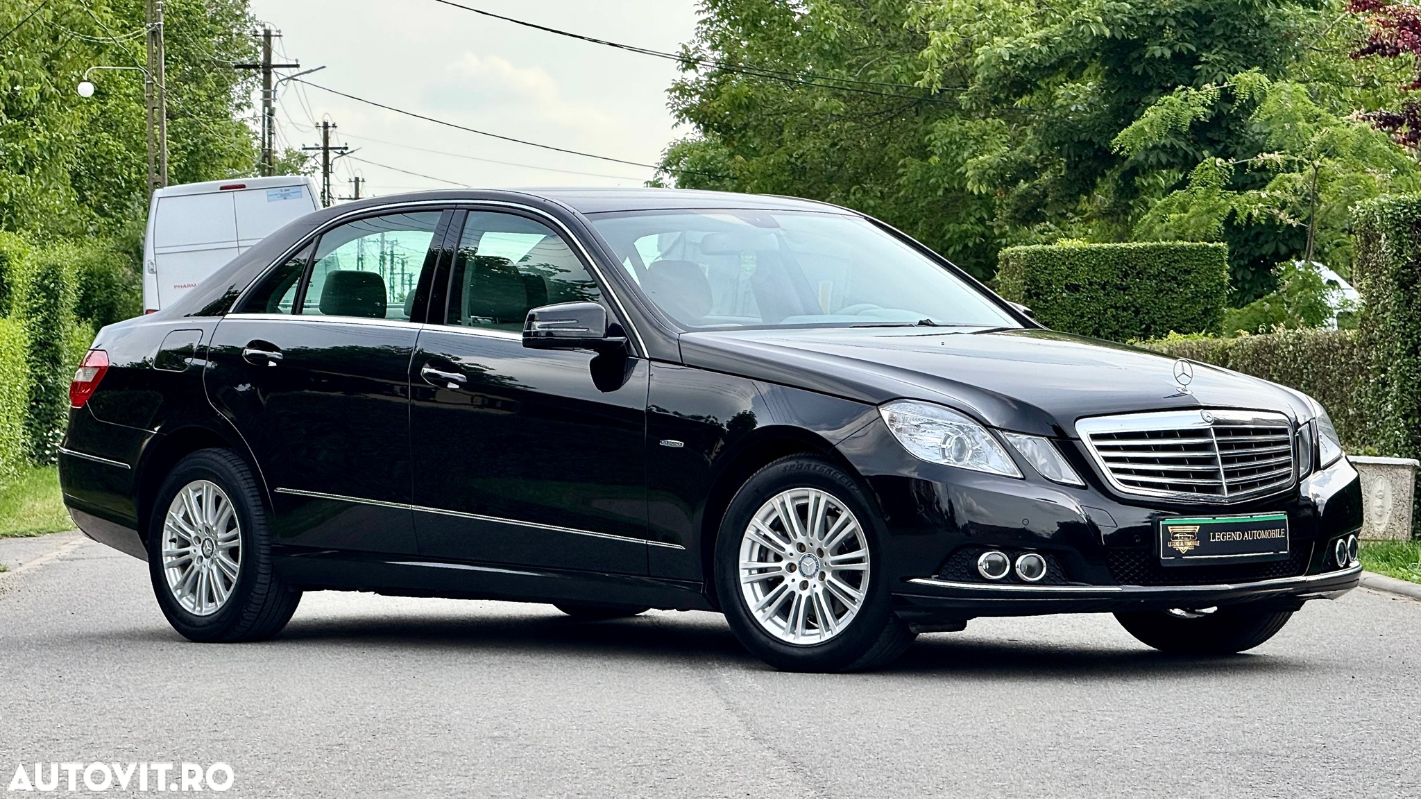 Mercedes-Benz E 220 Blue TEC BlueEFFICIENCY Edition - 9