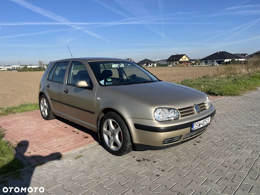 Volkswagen Golf IV 1.4 16V Basis - 3