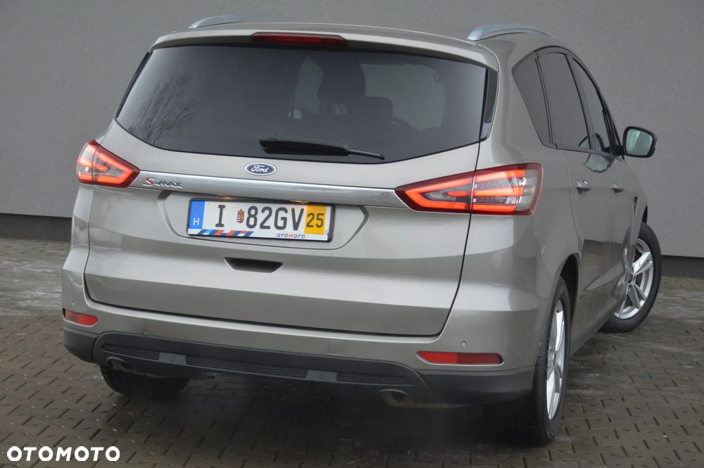 Ford S-Max 2.0 TDCi 4WD Titanium - 11