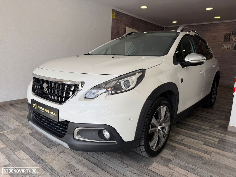 Peugeot 2008 1.2 PureTech Allure Pack EAT8 - 3