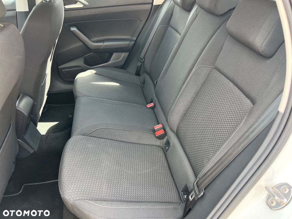 Volkswagen Polo 1.0 TSI OPF IQ.DRIVE - 23