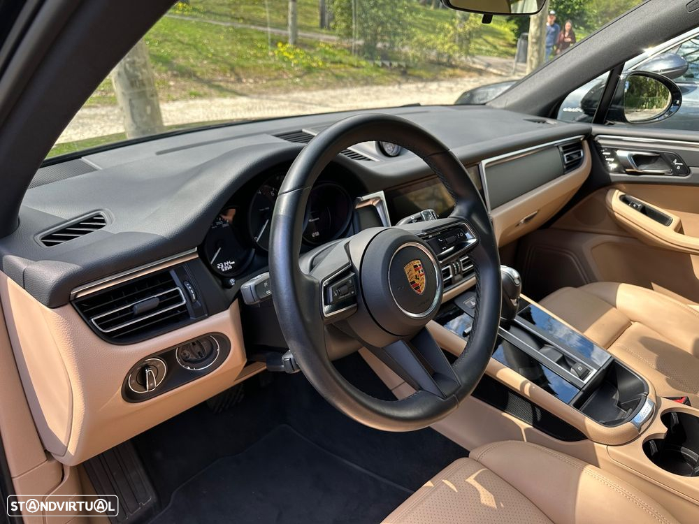 Porsche Macan Standard - 12