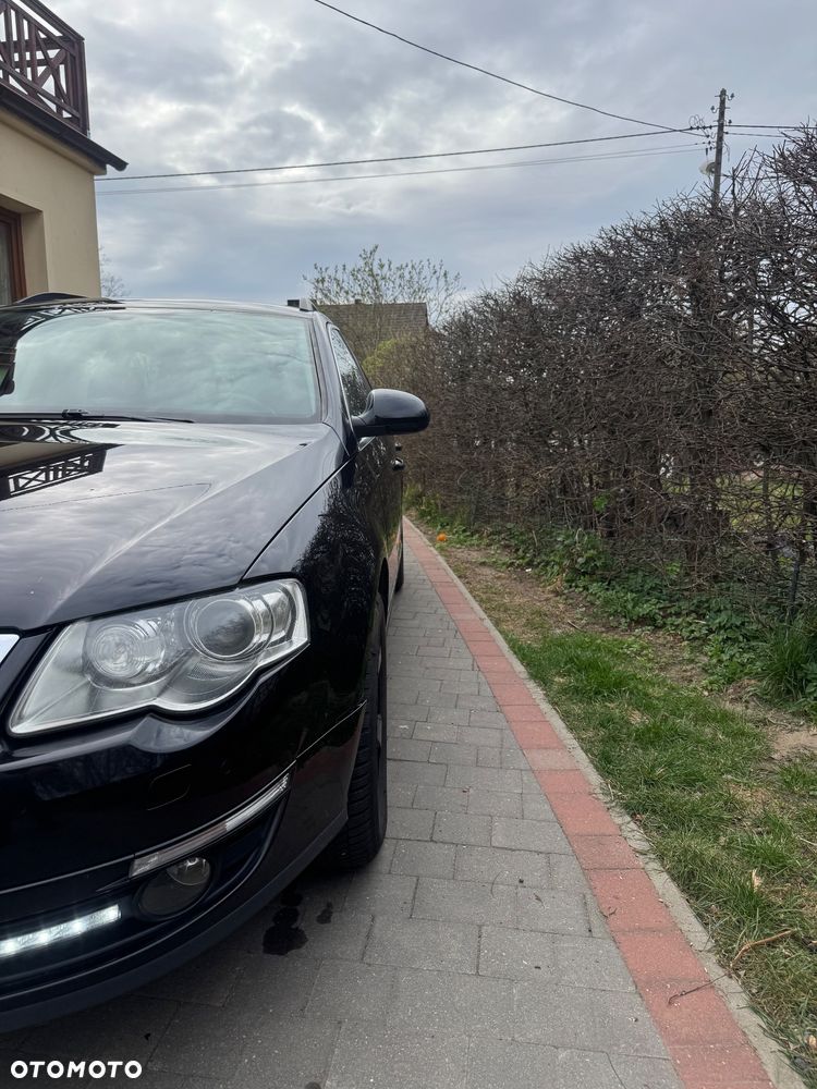 Volkswagen Passat 2.0 TDI DPF DSG Trendline - 24