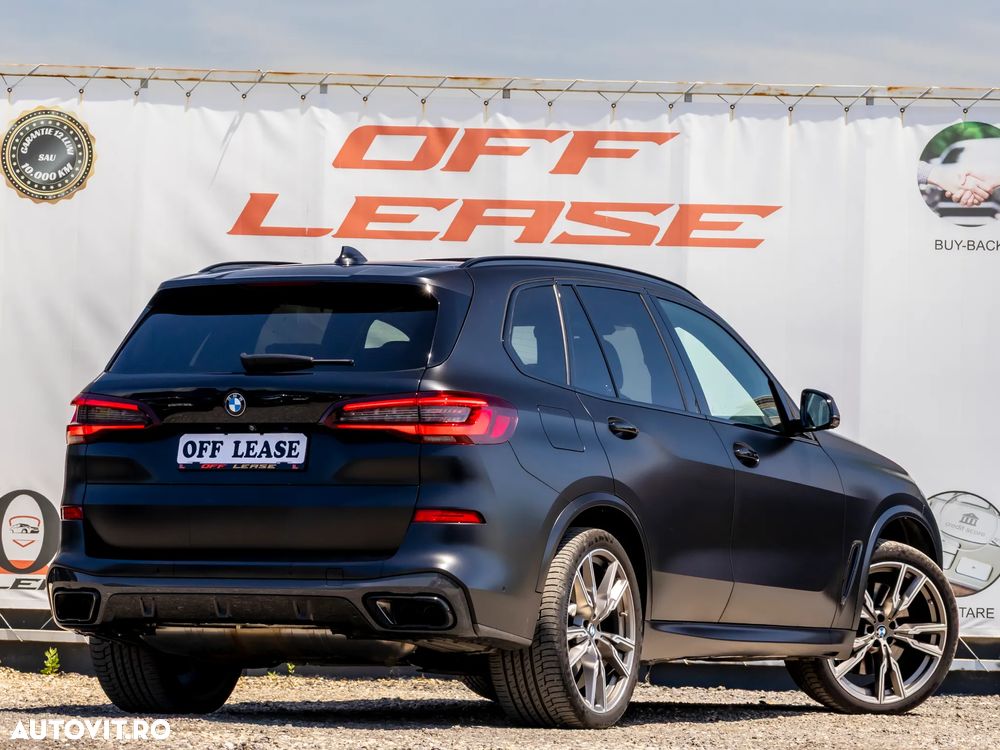 BMW X5 M M50i - 4