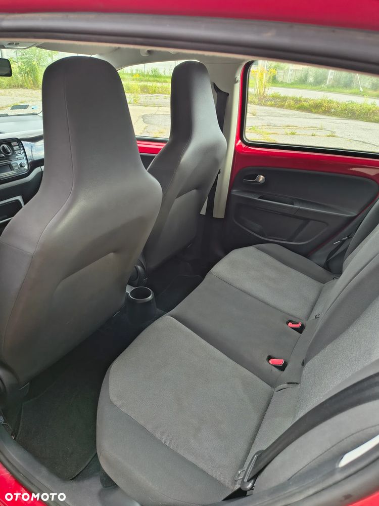 Volkswagen up! - 5
