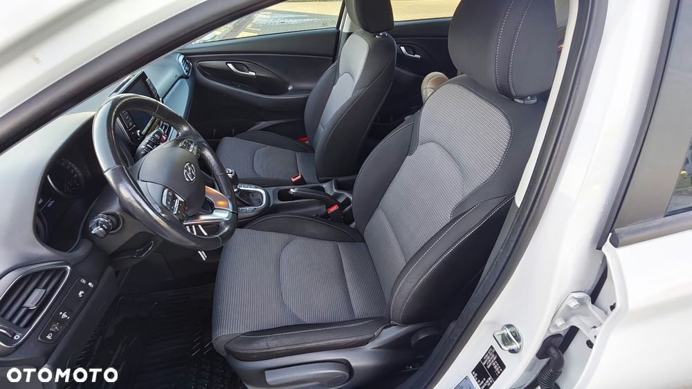 Hyundai i30 1.4 Comfort - 16