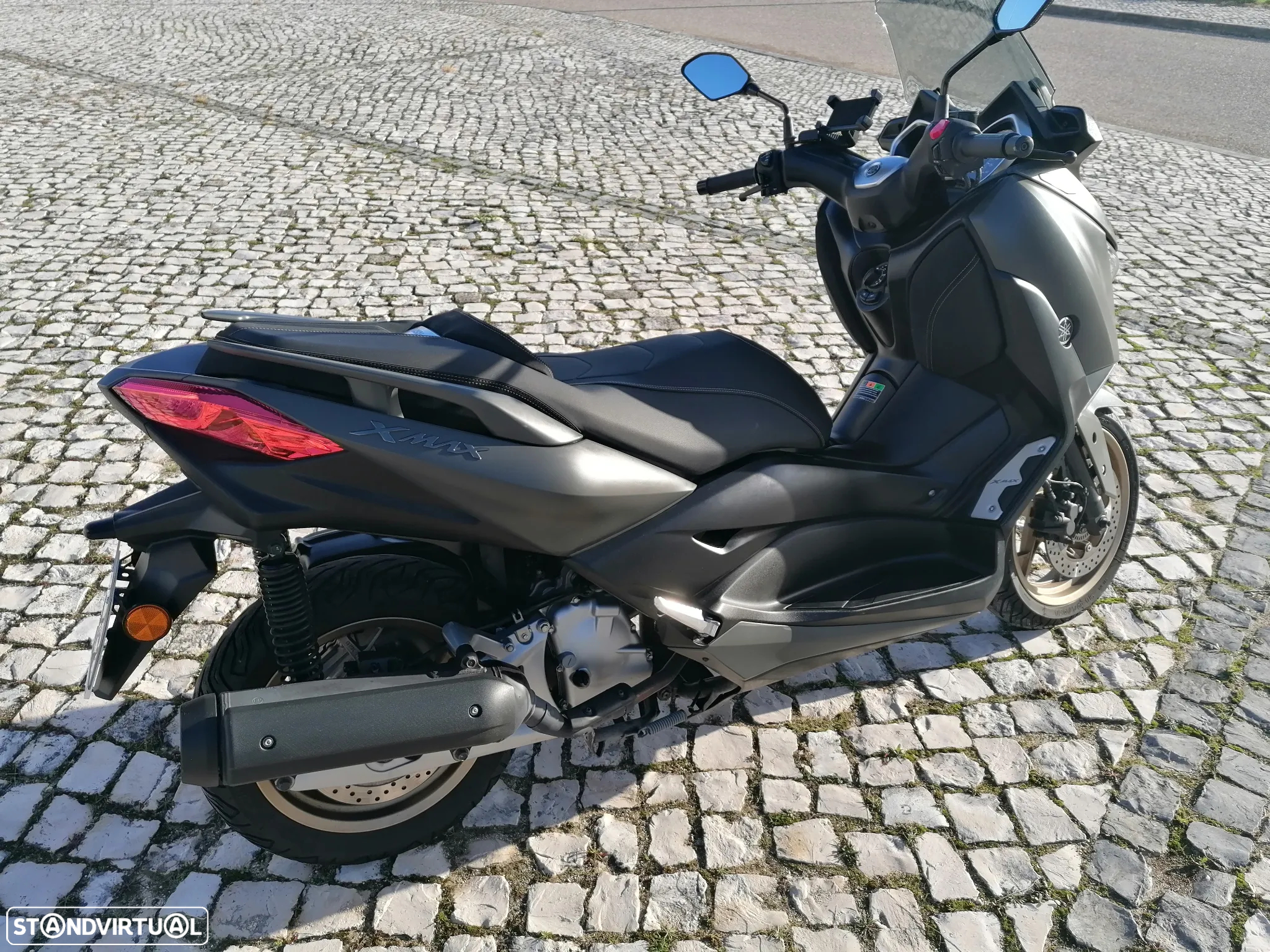 Yamaha X-Max - 4