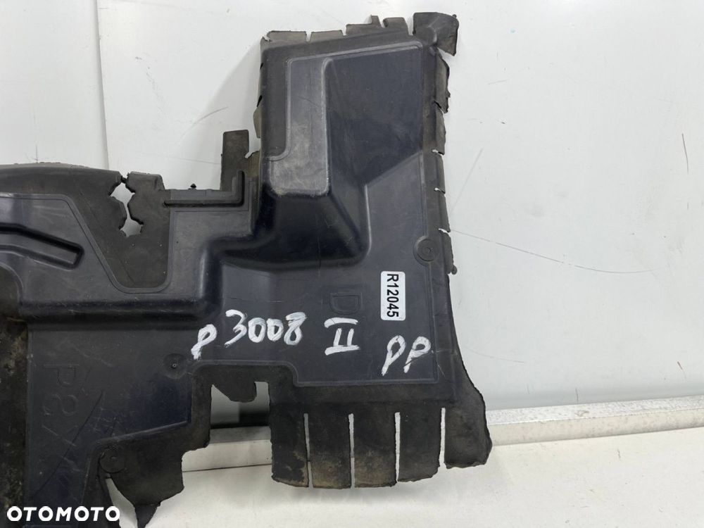 Osłona chłodnicy Peugeot 3008 II 5008 II 16-20 prawa kierownica powietrza pasa przedniego 9813328780 - 9