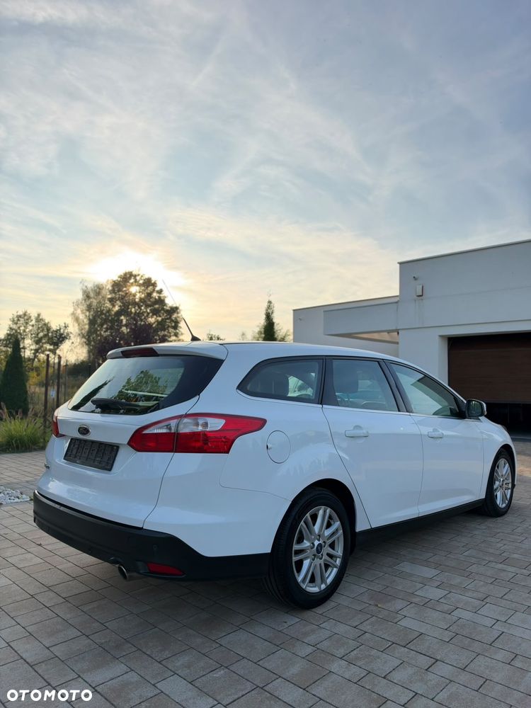 Ford Focus - 8