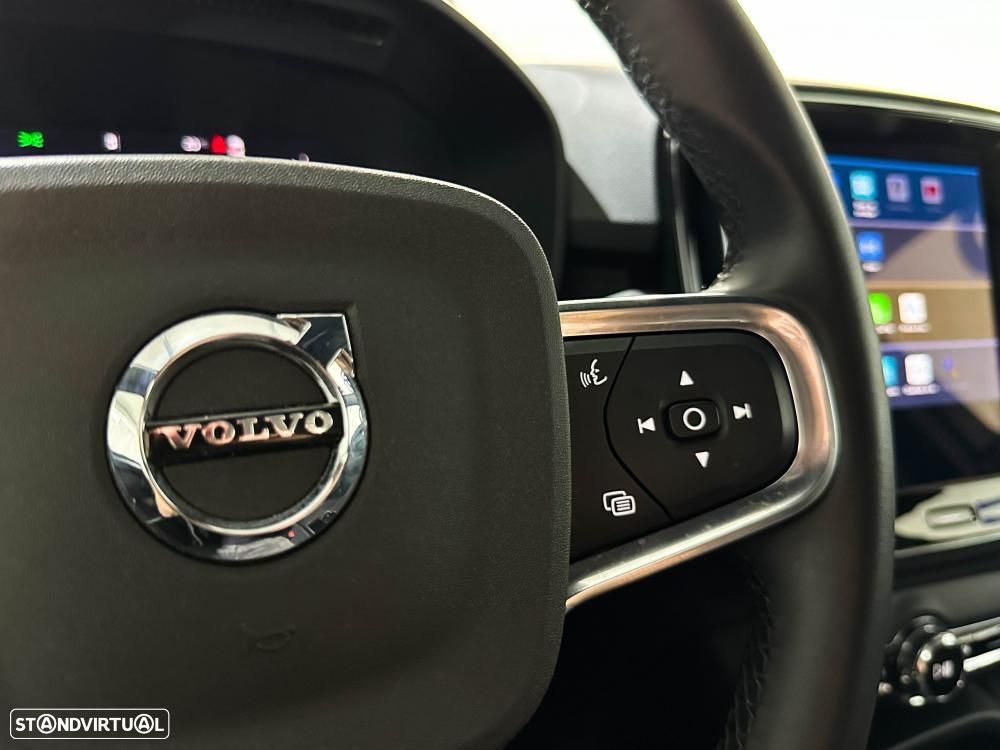 Volvo C40 Recharge 82 kWh Twin Motor Plus - 42