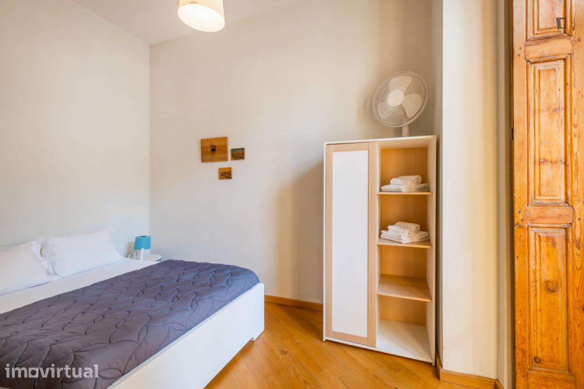 Apartamento com 1 quartos - localizado em Santo Ildefonso Porto - Grande imagem: 2/33