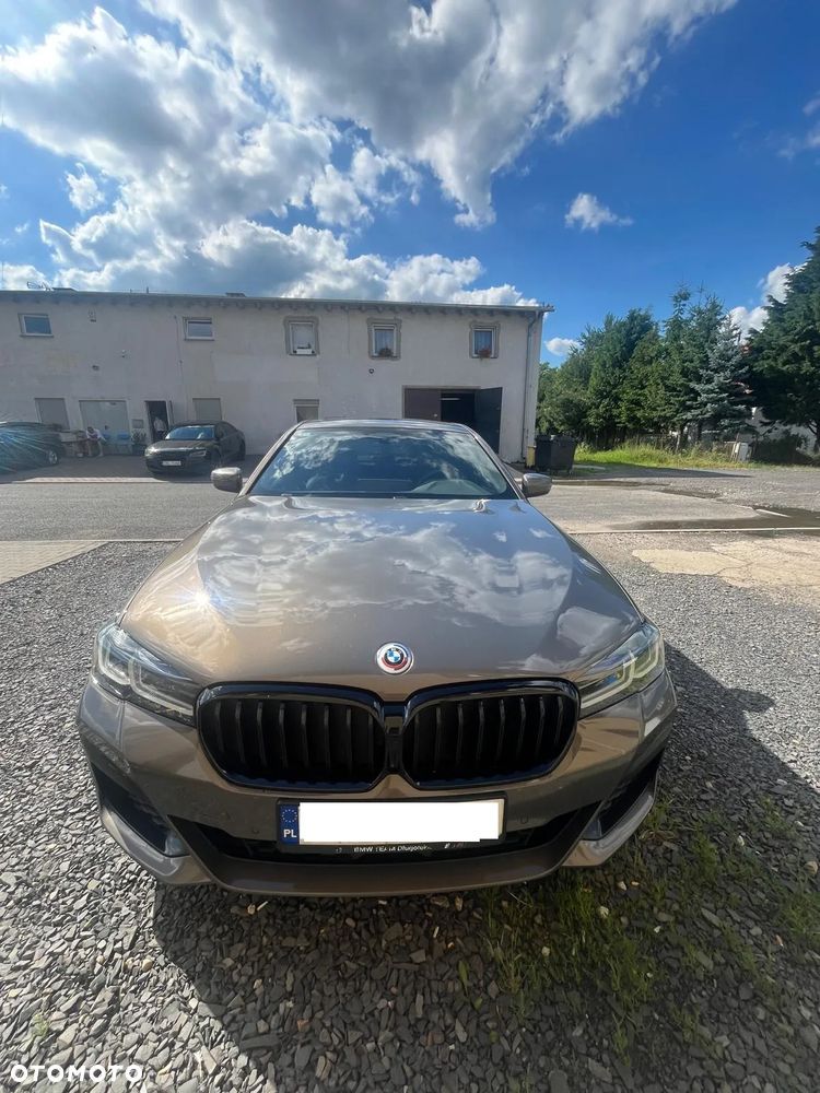 BMW Seria 5 530d xDrive mHEV M Sport sport - 2