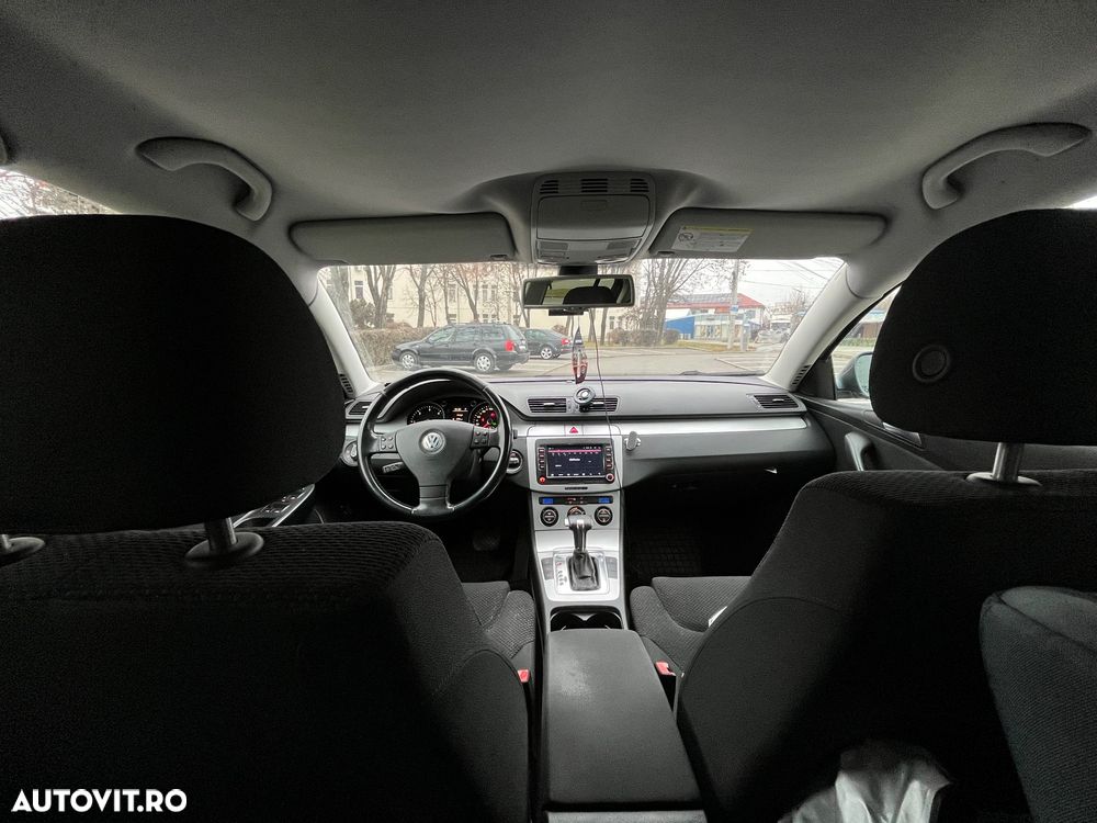 Volkswagen Passat 2.0TDI Comfortline DPF DSG - 10