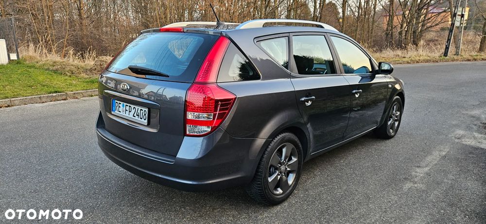 Kia Ceed - 3