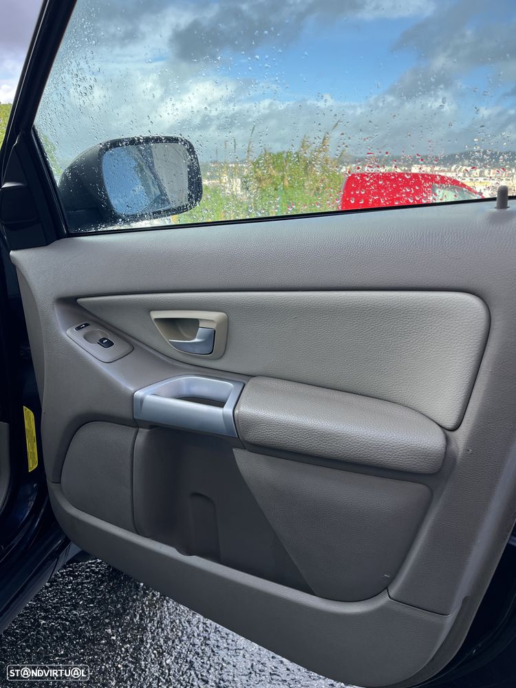 Volvo XC 90 2.4 D5 7L Nivel 2 Auto. - 8