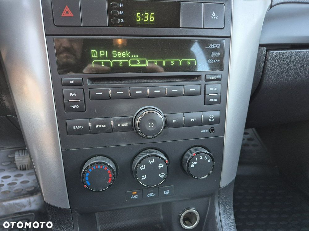 Chevrolet Captiva - 20