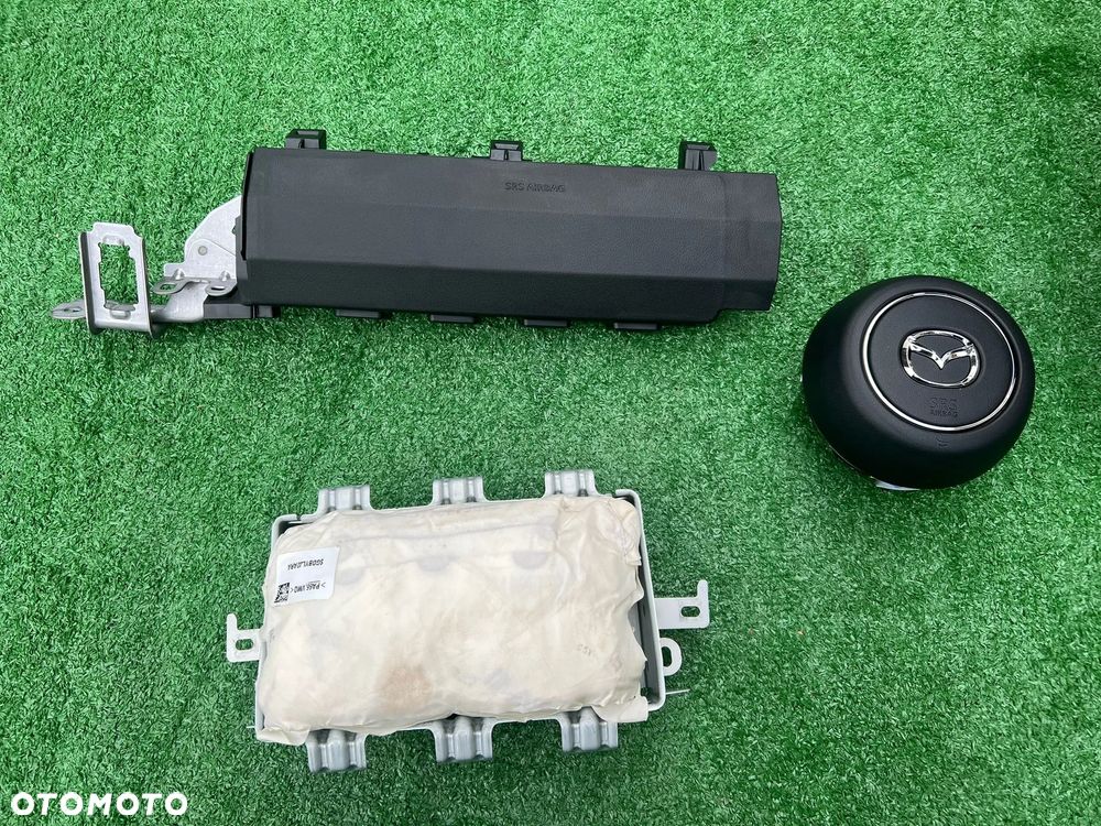 MAZDA CX30 CX-30 Konsola Poduszki pasy HEAD-UP CZARNA Z NIEBIESKĄ NITKĄ - 11