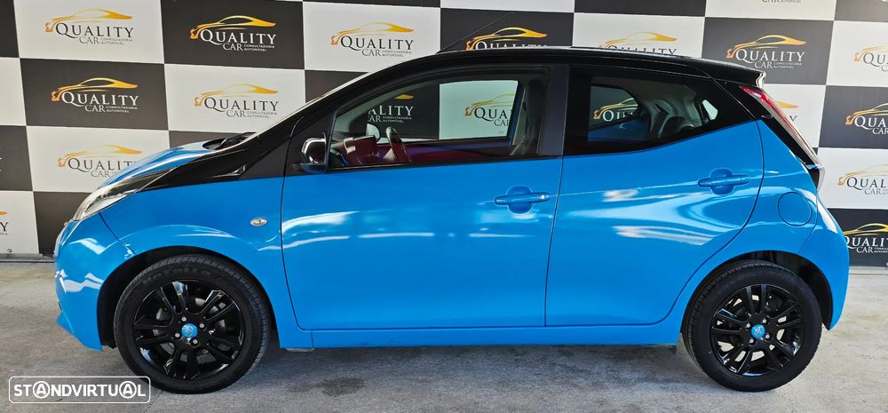 Toyota Aygo x-cite - 2