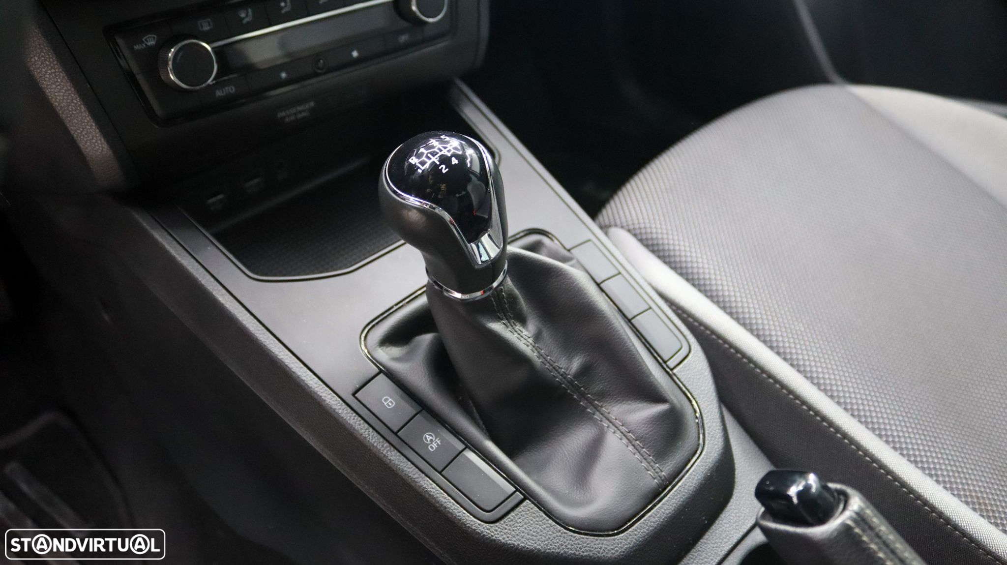 SEAT Ibiza 1.0 TSI Style - 24