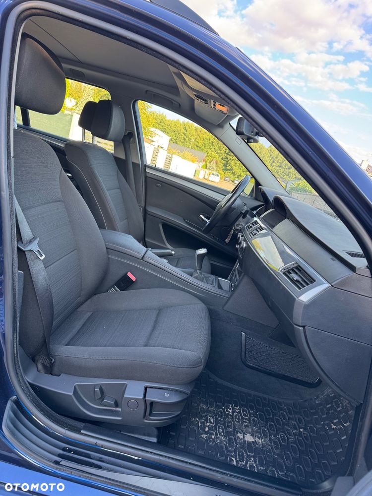 BMW Seria 5 520d Touring Edition Lifestyle - 18