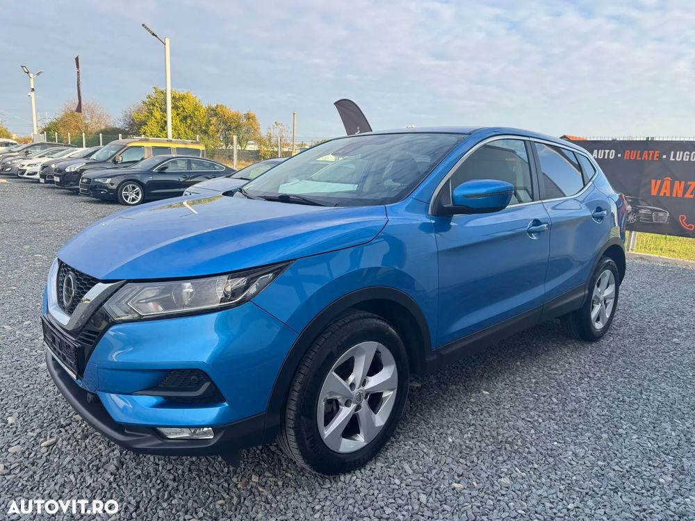 Nissan Qashqai 1.6 DCI Xtronic TEKNA - 1