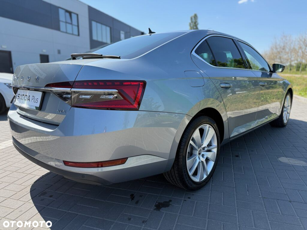 Skoda Superb 2.0 TDI 4x4 Style DSG - 7
