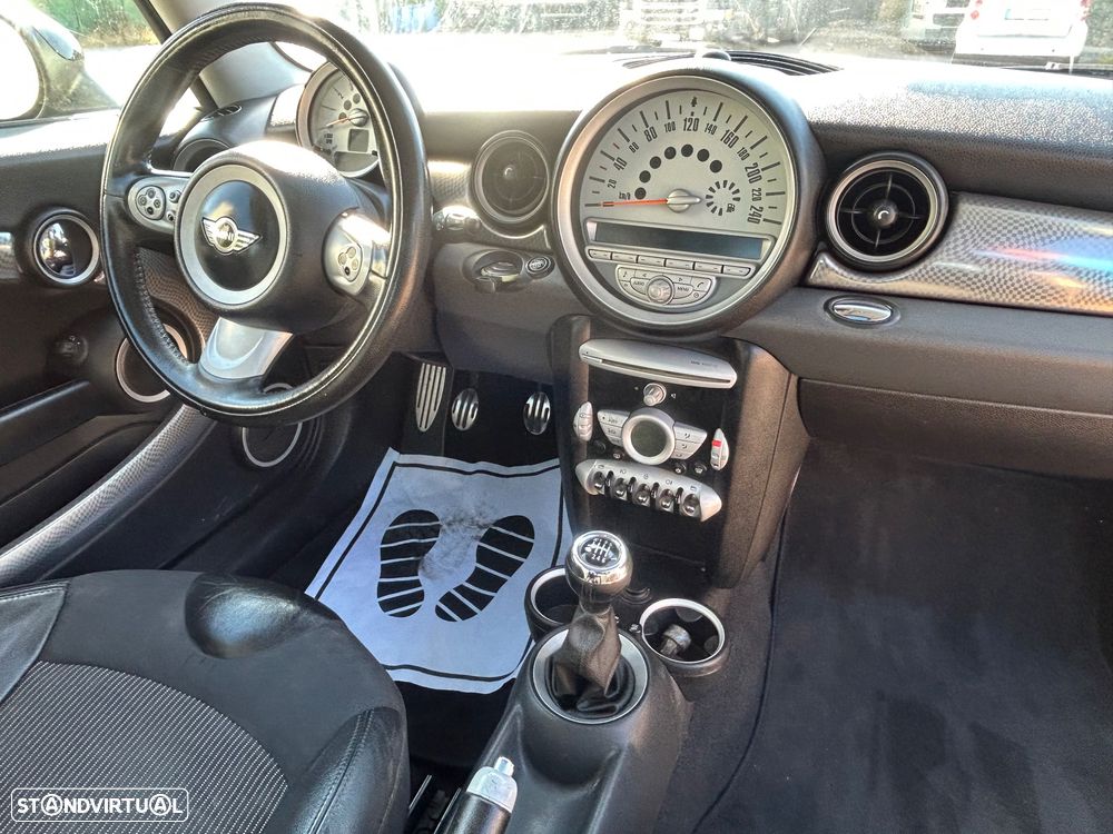 MINI 3 Portas Cooper S - 26